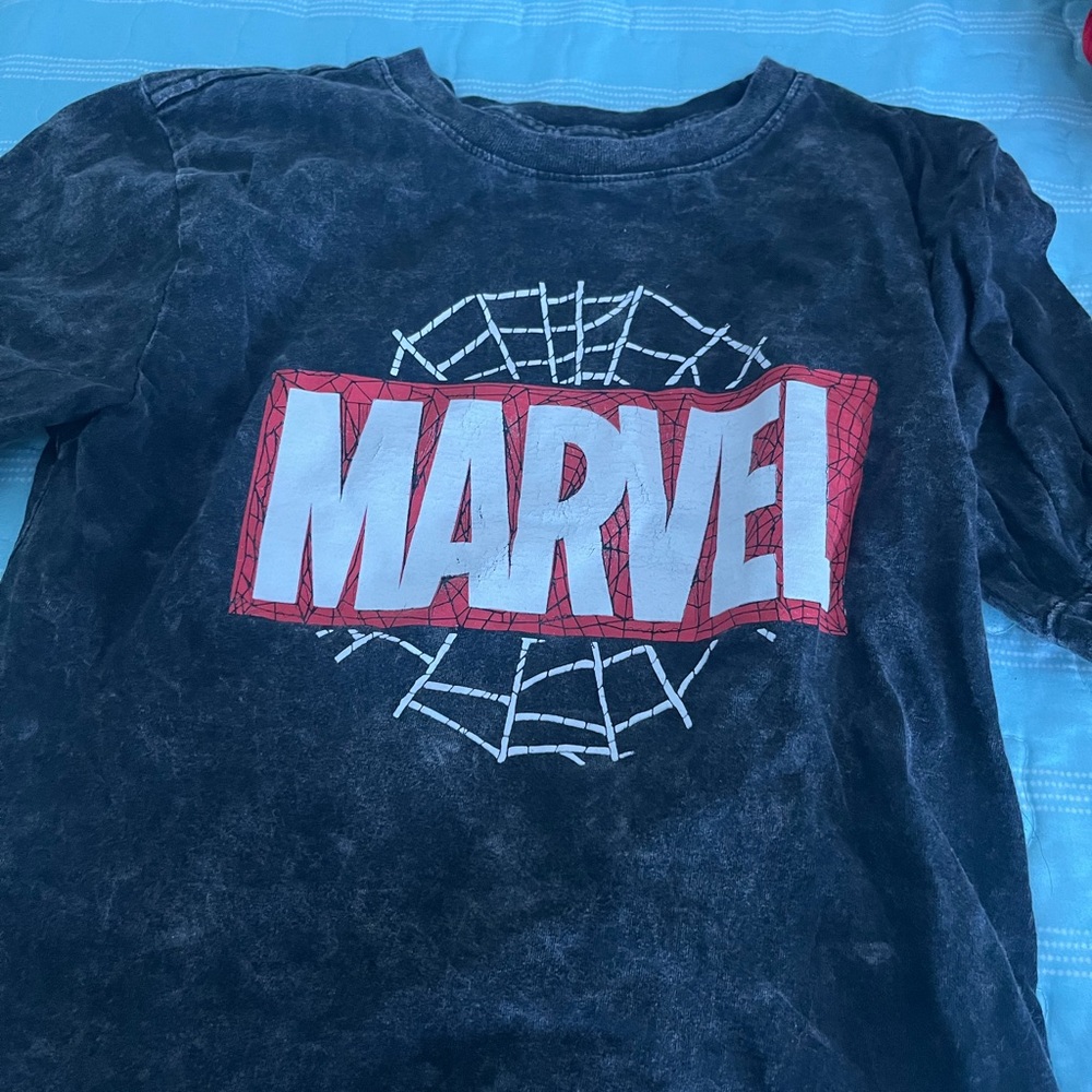 Marvel Logo Tee in Black and Red
